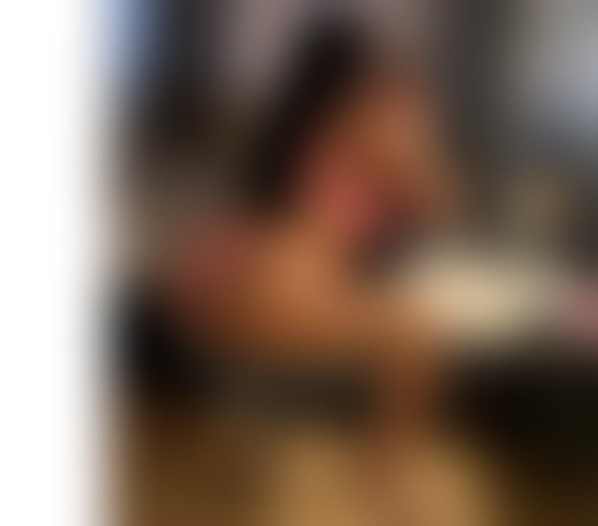 Escorts Dumfries and Galloway Dumfries - Dumfries and Galloway - Photos for Karla, a hot and passionate brunette