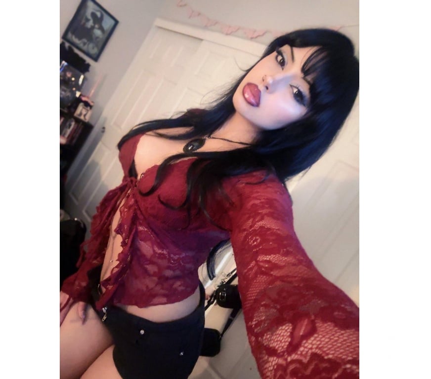 Escorts Flintshire - Wales Mold - Flintshire - Photos for BIG GIRL IN TOWN