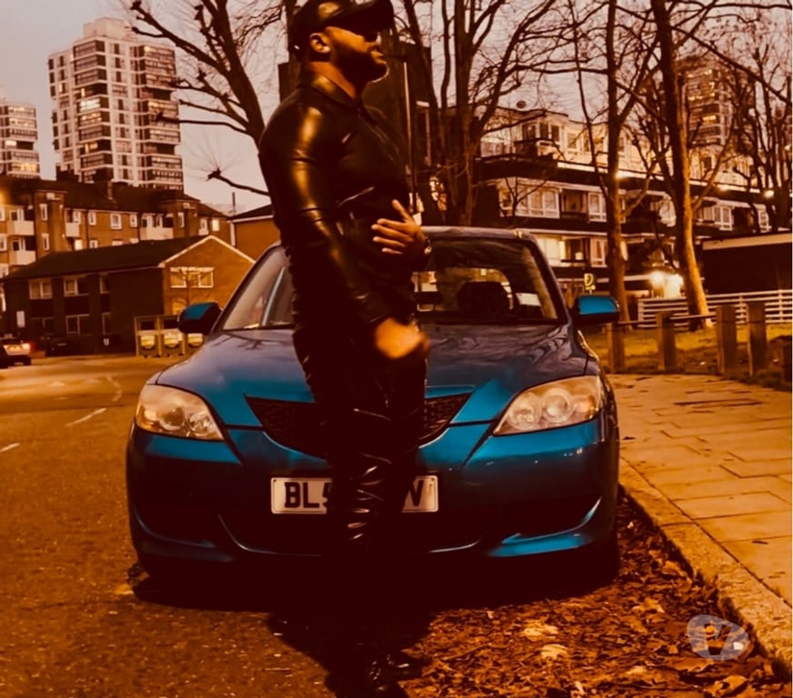 adult personals South East London Camberwell - South East London - Photos for Very nice boy and good singer