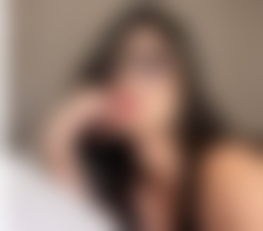 BELLA HOT BRAZILIAN GIRL💛 PARTY GIRL🍾