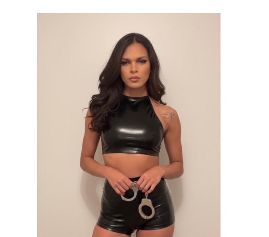 Trans Escorts Reading Reading Town Centre - Reading - Photos for Perola 🇧🇷 Naughty😈 Hot🔥 Party🎉