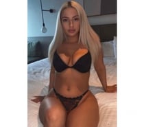 Nicole at your location💋