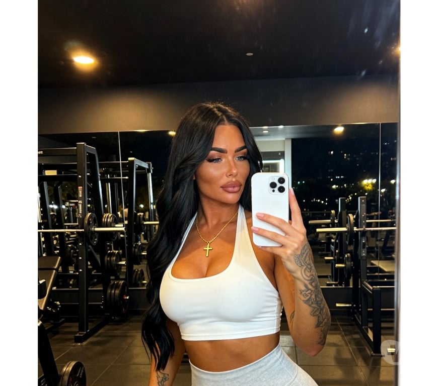 Escorts South Yorkshire Rotherham - Photos for British Jesse here 3 days only