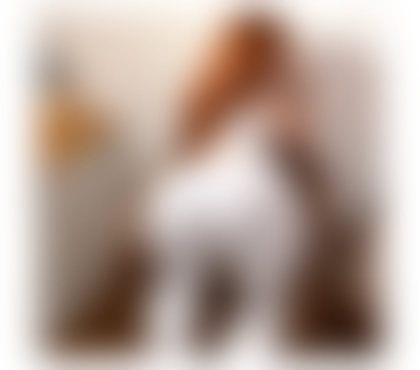 Escorts Gloucestershire Cheltenham - Photos for Luana, a Brazilian with a big butt 🧡 confirmation video