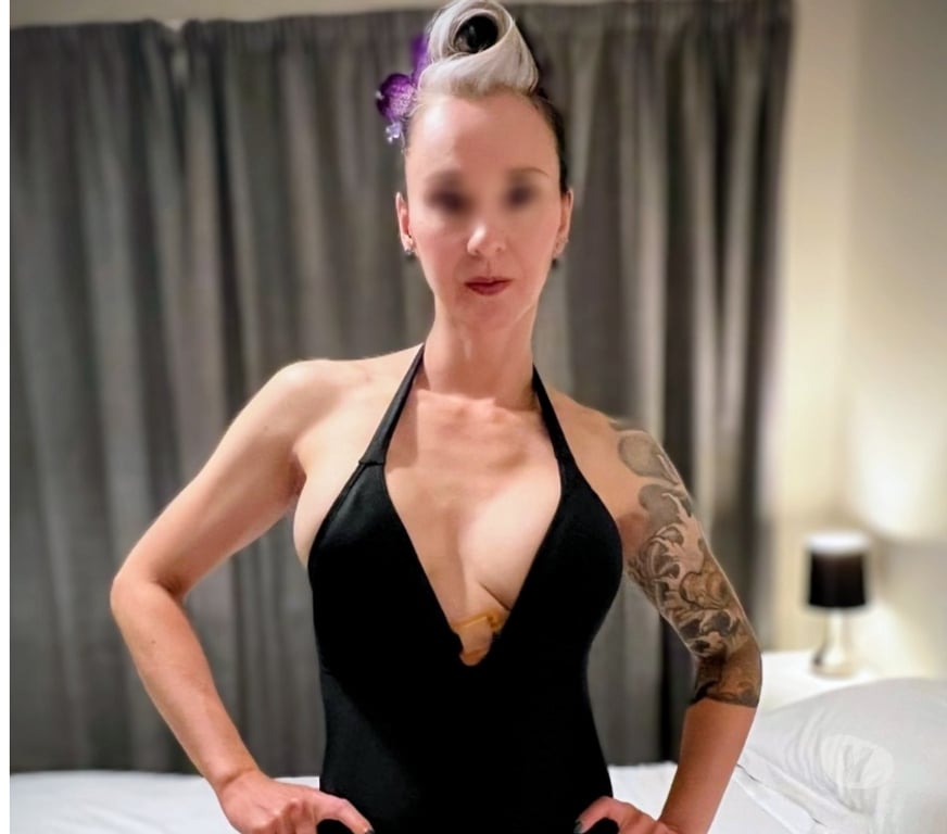 Escorts Windsor and Maidenhead Maidenhead - Windsor and Maidenhead - Photos for Relaxing and Revitalising Massage by English Sadie!