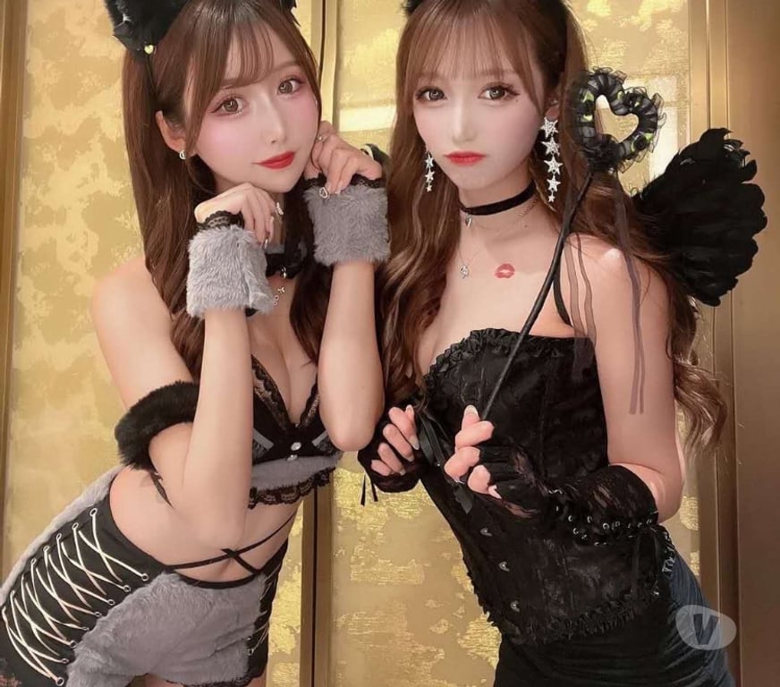 Escorts Derbyshire Chesterfield - Photos for 🥵💦horny 2 girls too wet 💋best service🥵💦