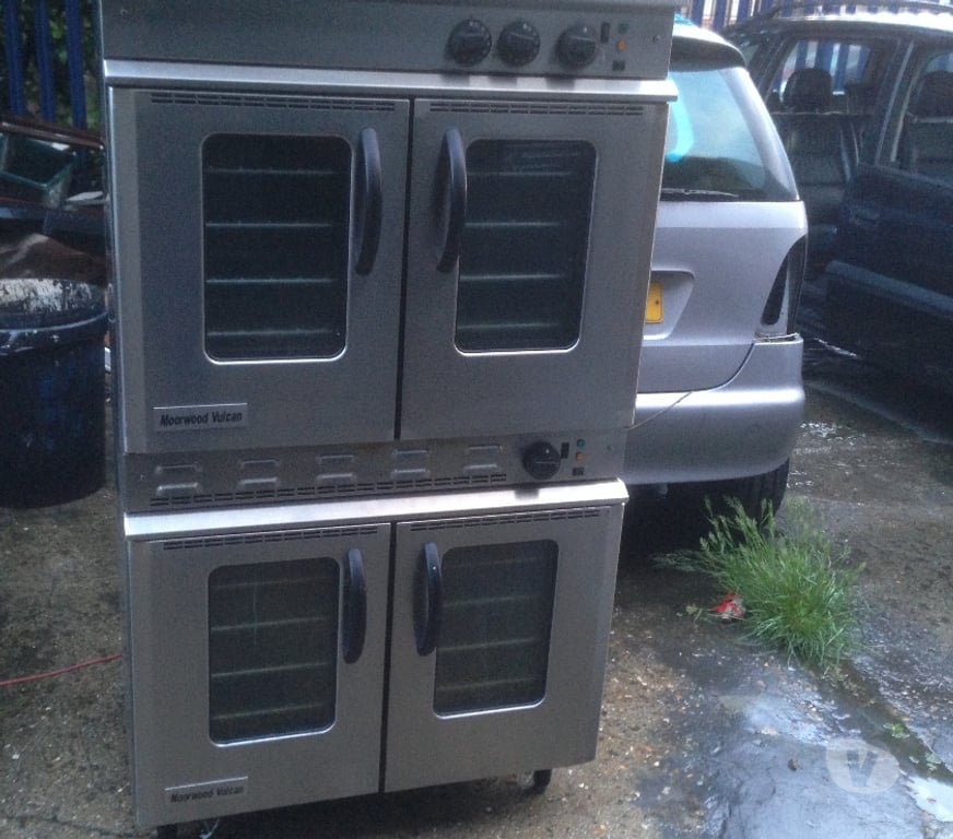 Miscellaneous Essex Thurrock - Essex - Photos for SELLING MY GAS OVEN CATERING COMMERCIAL TYPE BAKERY CAFE