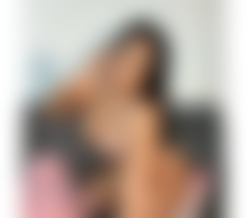 SEXY BRUNETTE BEST OWO