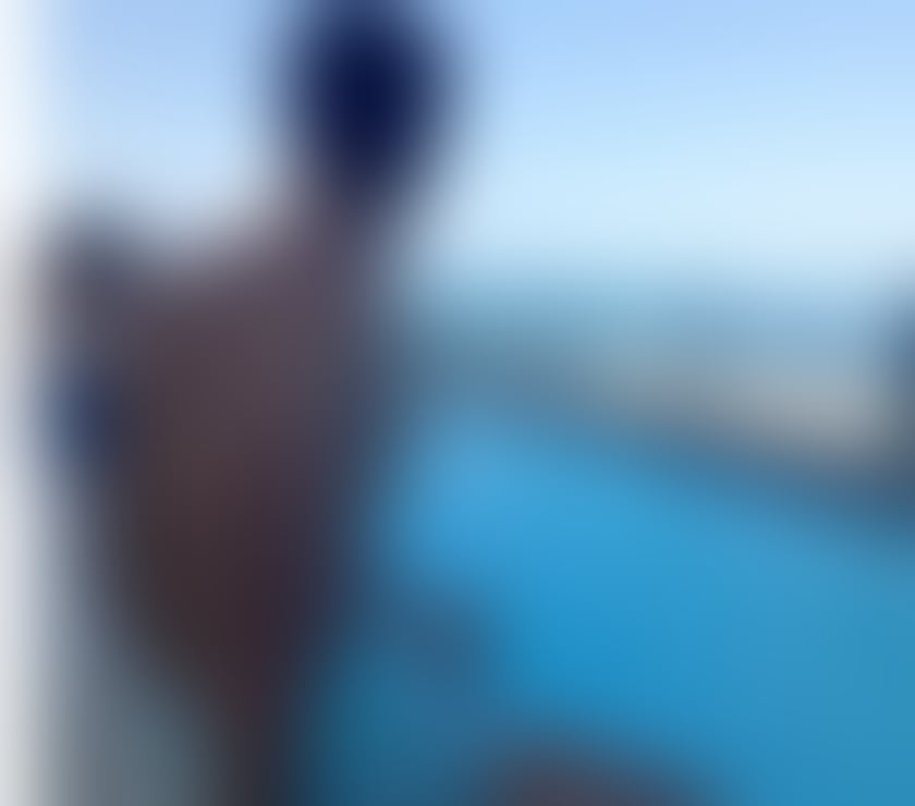 MANCHESTER THIS WEEKEND ONLY! Mixed race 8.5