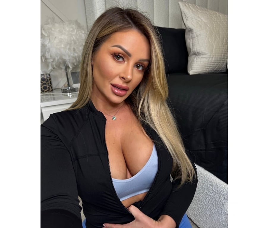 Escorts Buckinghamshire High Wycombe - Buckinghamshire - Photos for NEW IN TOWN✅💫 BRAZILIAN GIRL❤️ PARTY 🎉