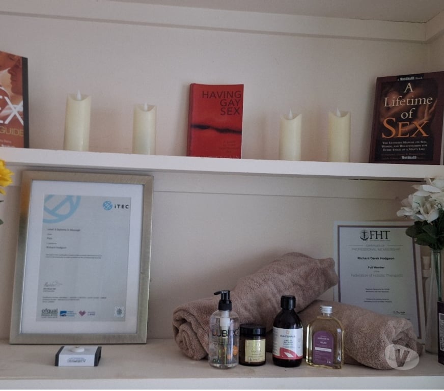 Escorts Surrey Guildford - Photos for Full body sensual massage-Male Therapist - London & Surrey