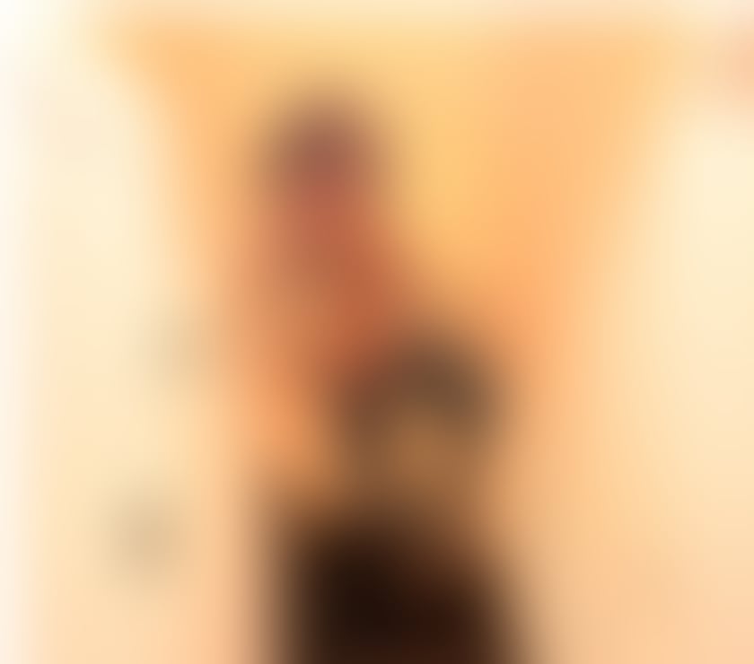 Escorts Central London Kensington and Chelsea - Photos for EVE SECRETARY, DOMINATRIX, PARTY🇪🇸🍾🌹