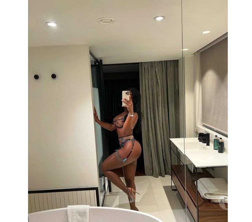 Escorts Edinburgh Edinburgh - Edinburgh - Photos for GENUINE FRIENDLY HOT AND PARTY GIRL🔥🥵🔞🍷