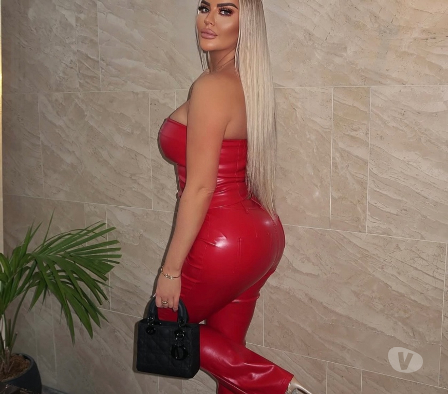 Escorts West Sussex Crawley - Photos for 🆂🆄🅿🅴🆁 🅷🅾🆃 🔞☎️CALL ME NOW📞