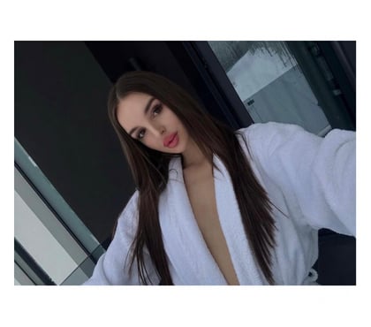  Escorts Guildford Town Centre Guildford - Photos for 🩷hi I'm new in town Lisa 🩷party girl only outcall