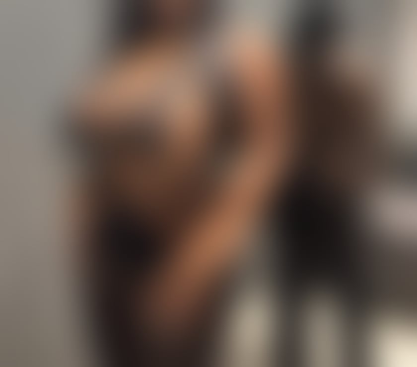 Escorts East London Redbridge - Photos for PARTY EBONY AFRICAN 🍫CURVY CHOCOLATE