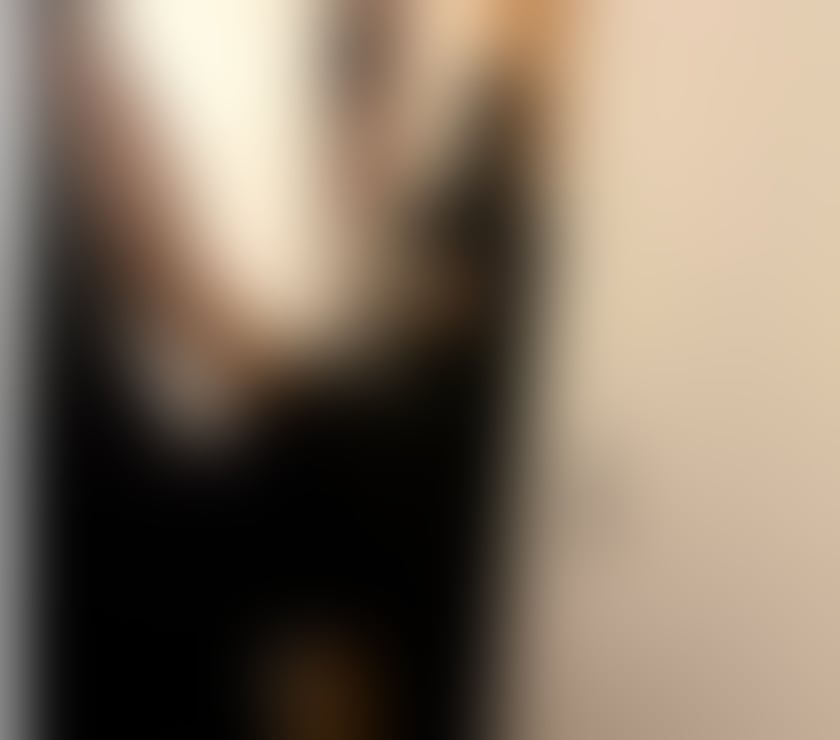 Escorts West Midlands Birmingham - Photos for Rania Abdallah Sexy Queen whatsapp only +447404408359