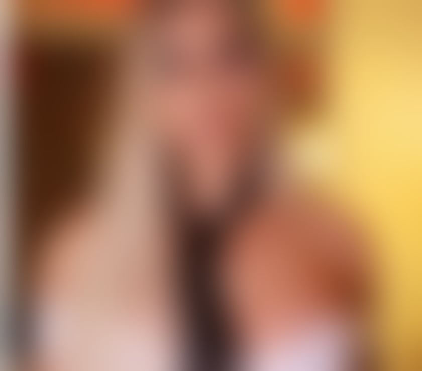 💃 Blonde Bombshell 🇧🇷 Naughty Party Girl 💋