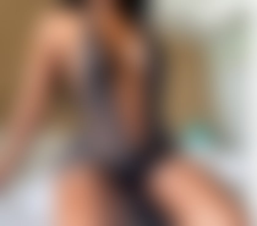 Escorts East London Havering - Photos for AMAZING CURVY YOUNG & PRETTY FIRST TIME