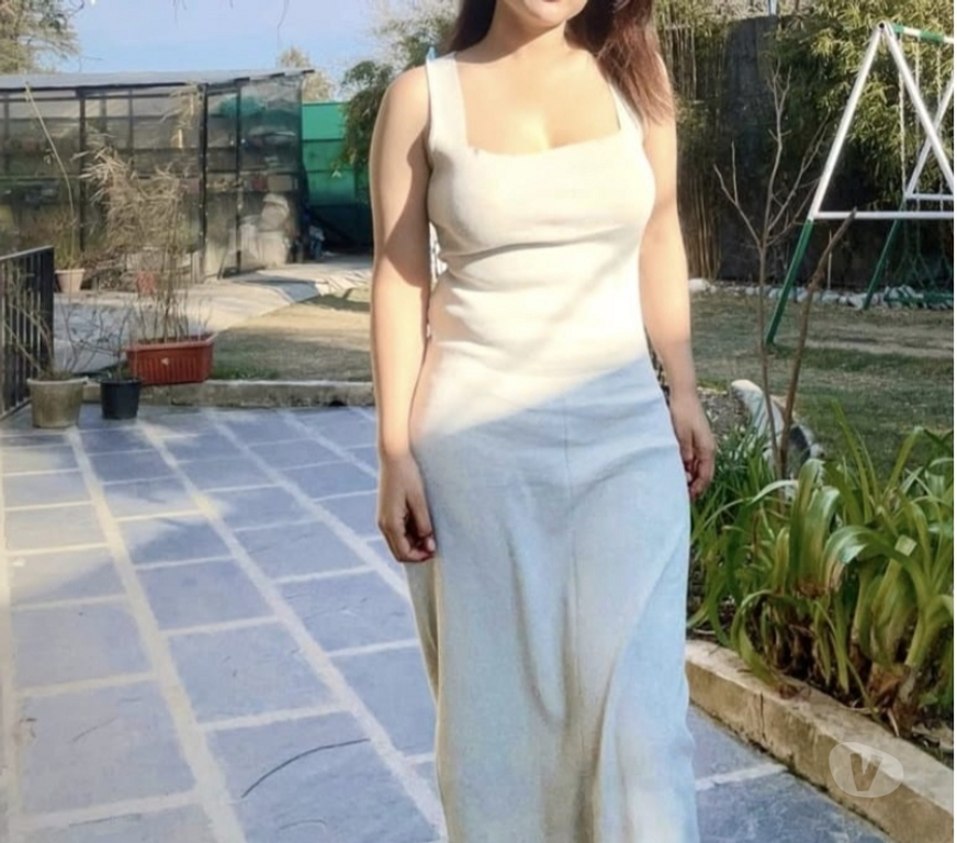 Escorts West London Hounslow - Photos for 🌹Thick girl available here 💕