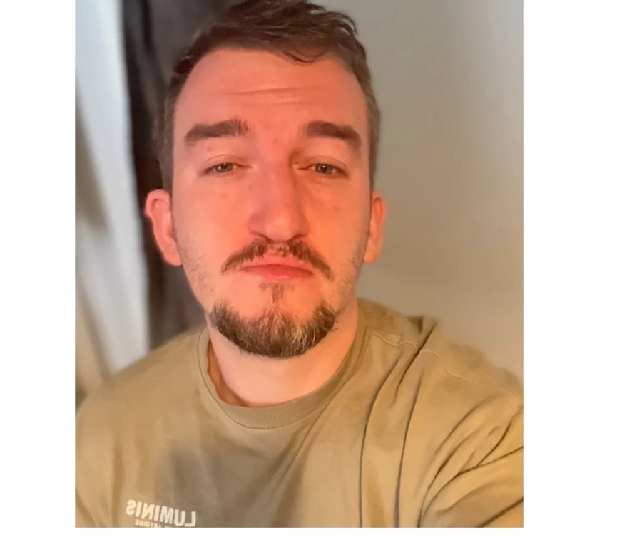  Gay massage Glasgow Hillington Park - Glasgow - Photos for Straight curious married DILF for Guys.