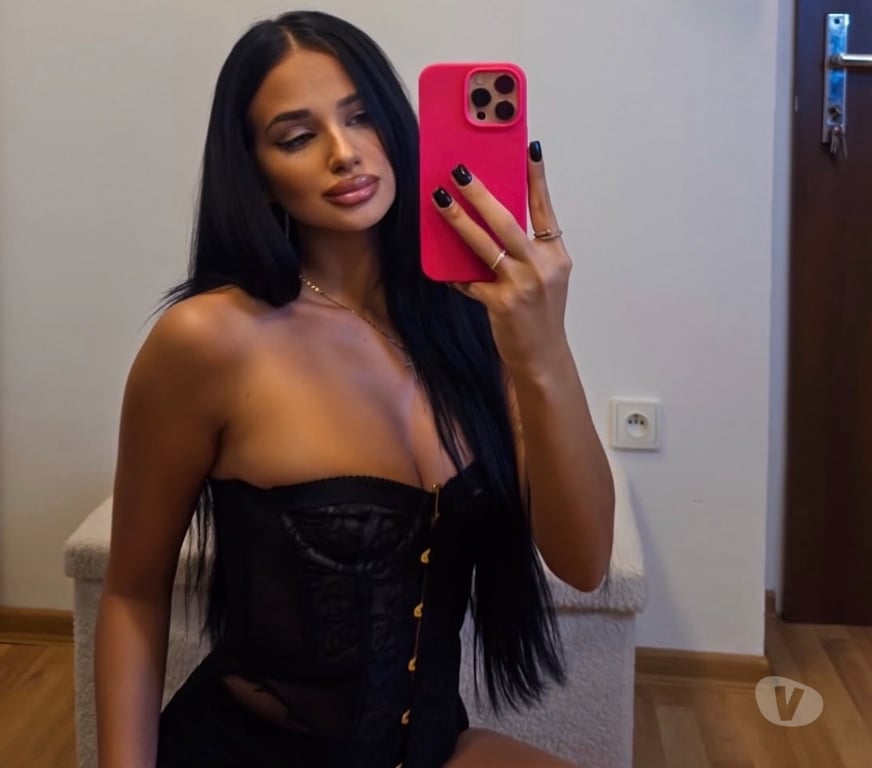 Escorts Hertfordshire Welwyn Hatfield - Photos for 💦Wet Girl🩵🦋Luxury💎 LOVELY BUM🍑🍭Partyyyy