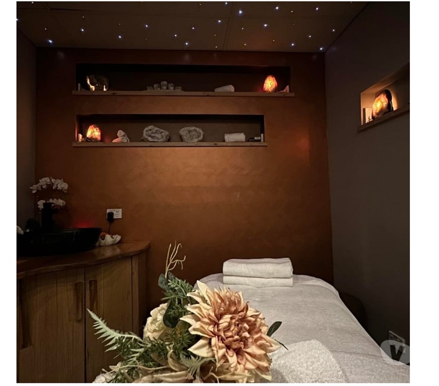 Escorts Surrey Elmbridge - Photos for COME RELAX WITH RUBIA,RELAX MASSAGE OR SENSUAL MASSAGE