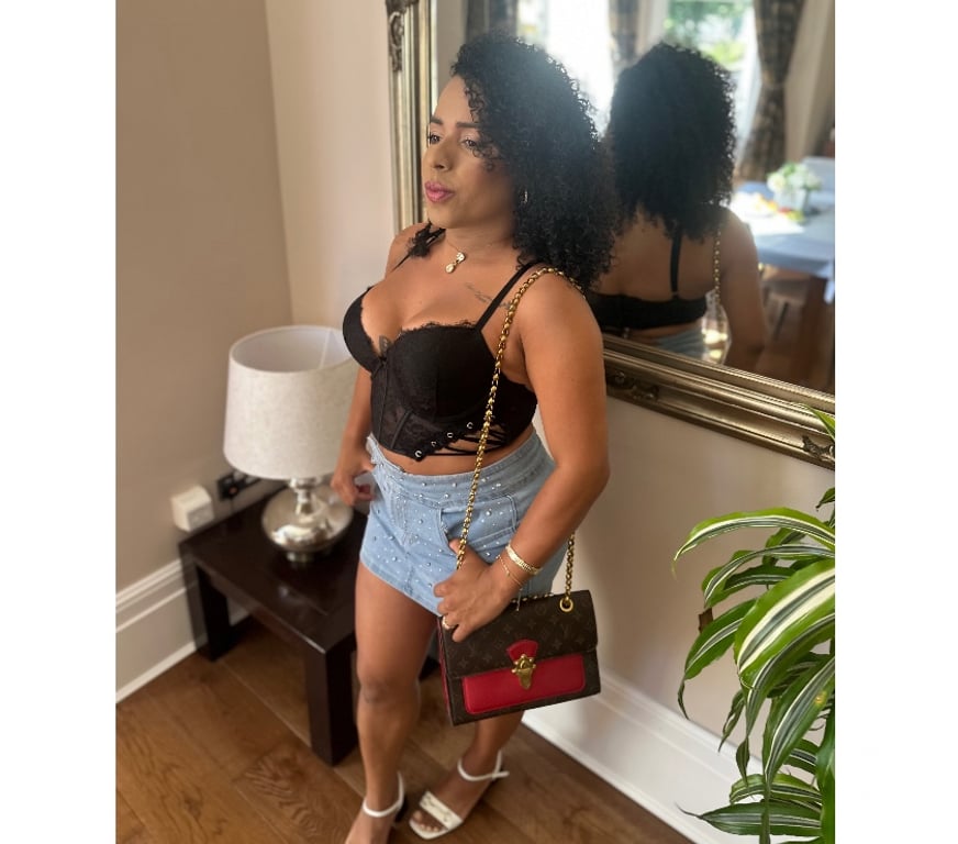 Trans Escorts Essex Brentwood - Photos for Laysa brazilian 🇧🇷 100% real Brentwood station 🚉