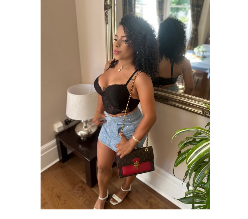 Trans Escorts Essex Brentwood - Photos for Desired brunette 🤤😋 available now