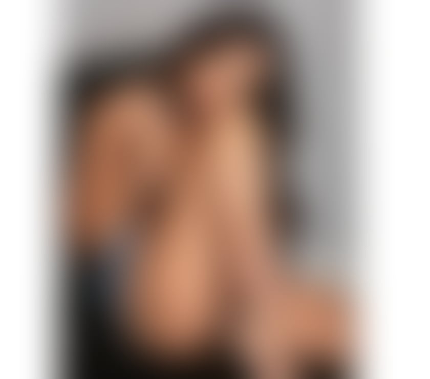 SEXY LAURA BACK IN IMPERIAL WHARF 🍾👄 💦