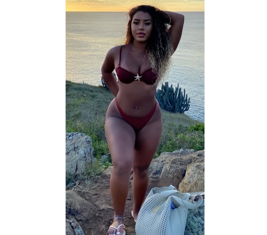 Escorts Hertfordshire Welwyn Hatfield - Photos for 🔞SEXY BRAZLIAN MORENA PARTYGIRL STRAP ON🍆🇧🇷