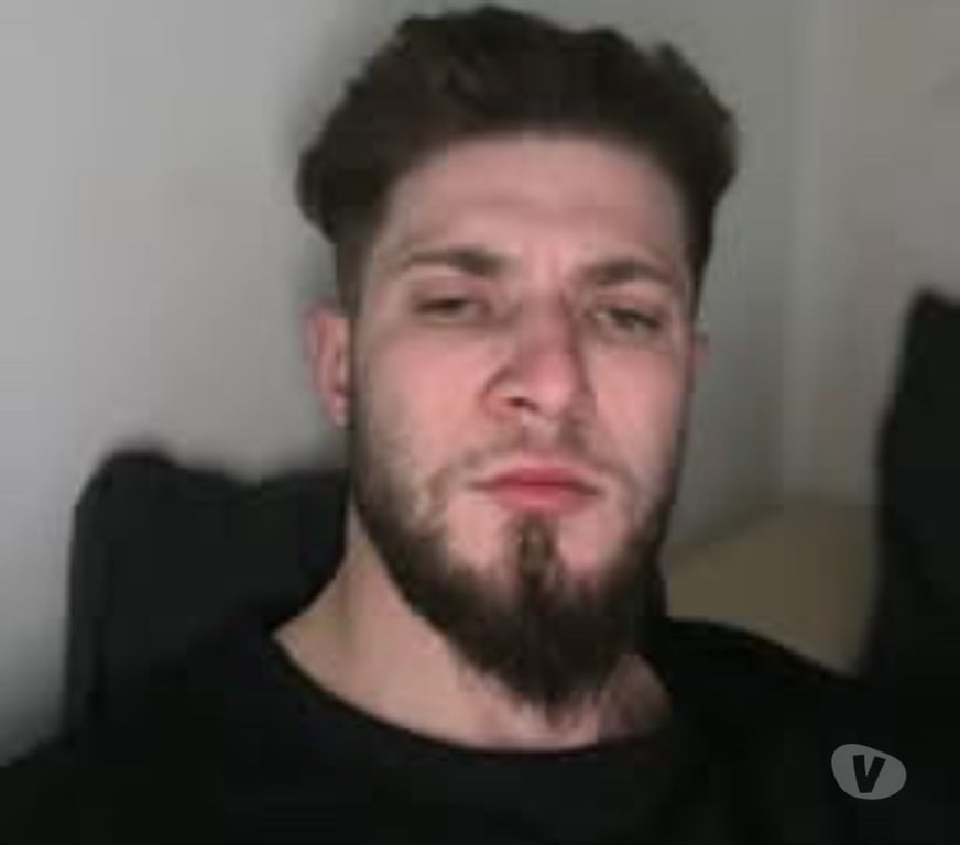 adult personals Nottinghamshire Nottingham - Photos for Confident guy in notthingam - flexible and discreet