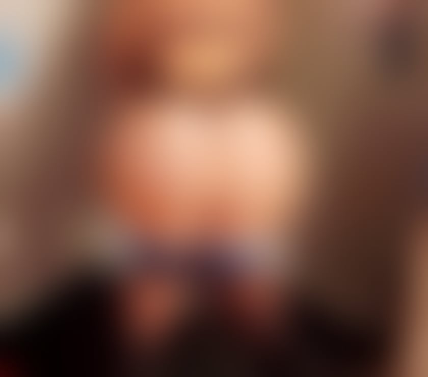 NAUGHTY ENGLISH LADY