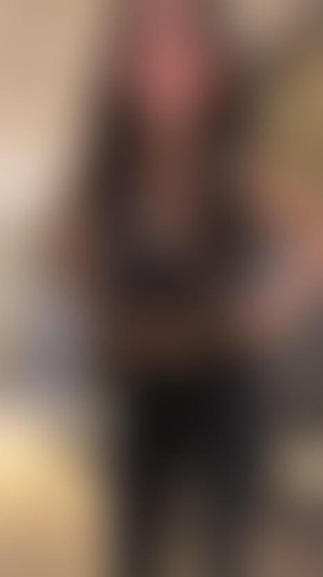 Escorts South West London Earl`s Court Station - South West London - 