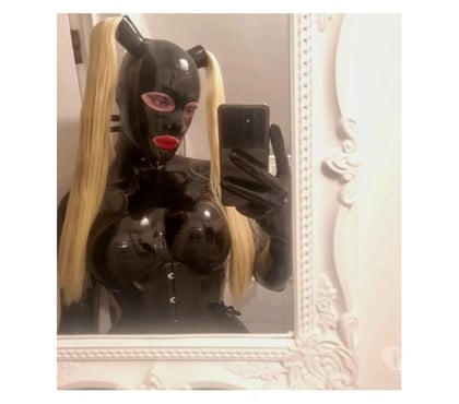 Gay escorts Stockton-on-Tees Town Centre Stockton-on-Tees - Photos for Latexhood crossdresser TRAVEL ONLY