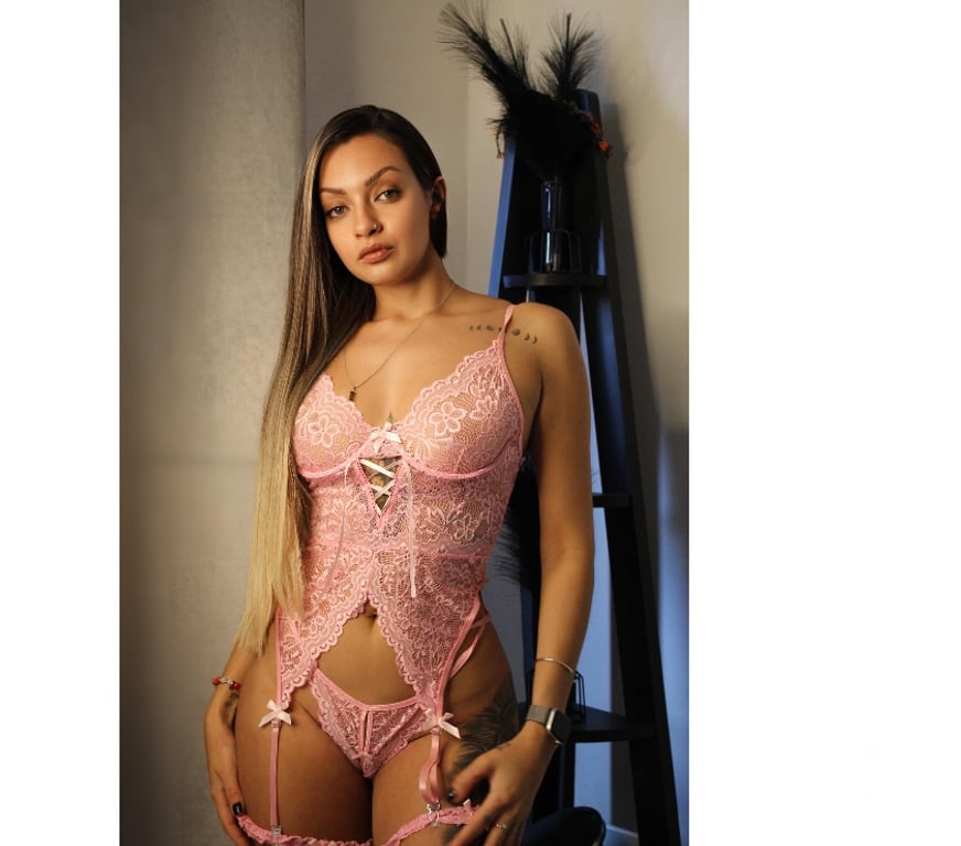 Escorts West Yorkshire Leeds - Photos for KASSY BRANDÃO ❤️‍🔥 GIRLFRIEND 🇧🇷 REAL ✅