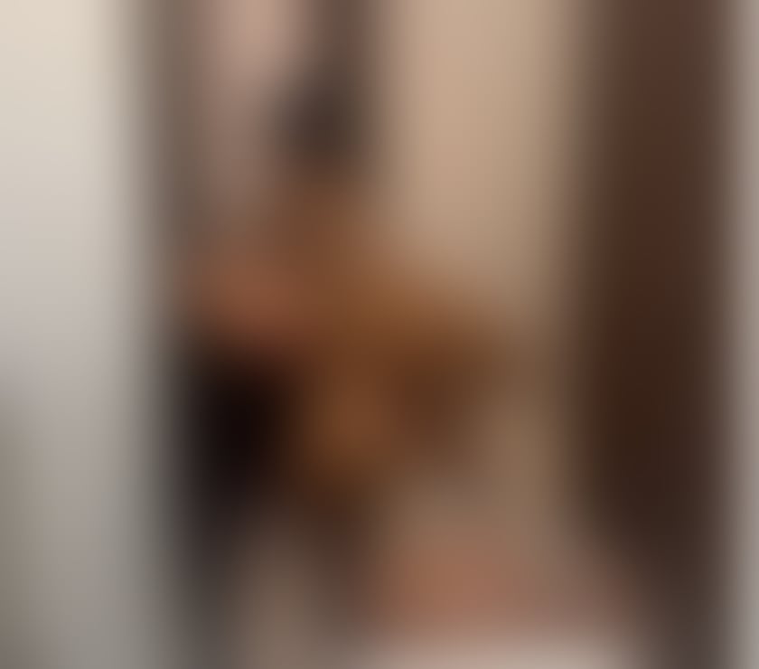 Escorts and Massages Plumstead South East London - Photos for Your Dream Lady Awaits - VIP Experience