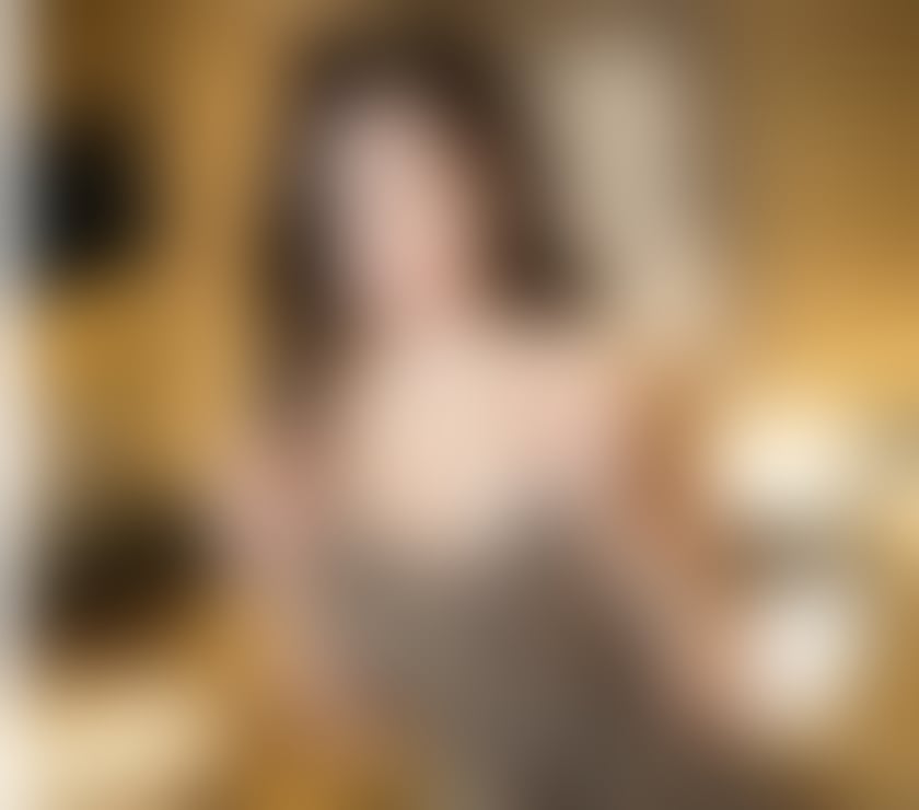  Escorts Croydon Town Centre Croydon - Photos for 🌹 Asian Companion Kind, caring, and eas☺️