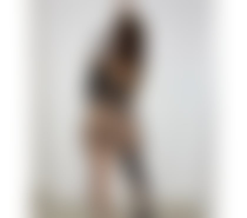 Escorts South East London Plumstead - South East London - Photos for 💯Best latina in town Emma♥️ available party girl 💯