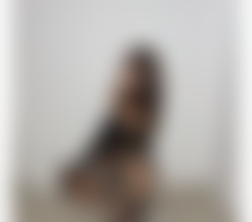 Escorts South East London Plumstead - South East London - Photos for 💯Best latina in town Emma♥️ available party girl 💯