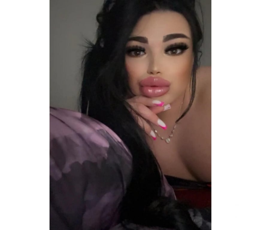 Escorts West Midlands Birmingham - Photos for Leyla Ladyboy Trans Party