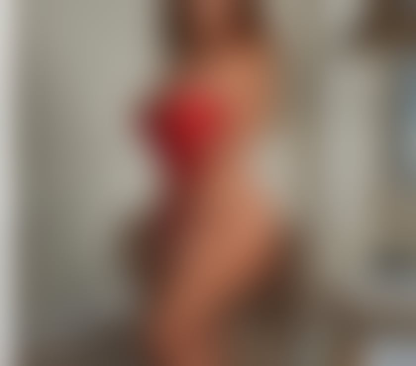 Escorts South West London Clapham North Station - South West London - Photos for LATINA BEST PARTY NEW IN TOWN