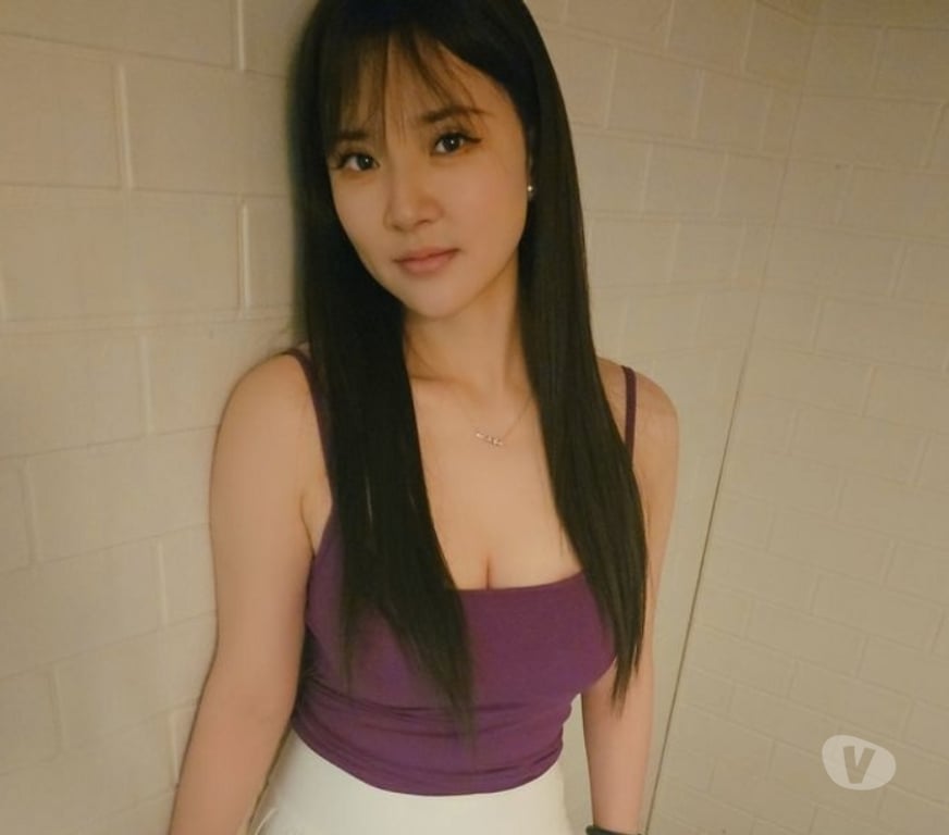 Escorts West London Hounslow - Photos for Stunning Asian Escort is Available For You🌹 07908588812