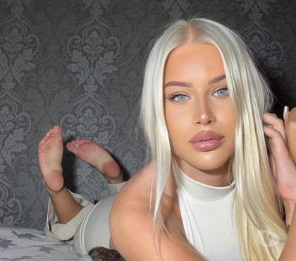 Adult Entertainment Baguley Manchester - Photos for Super baby Blondy ♥️Just for you ♥️