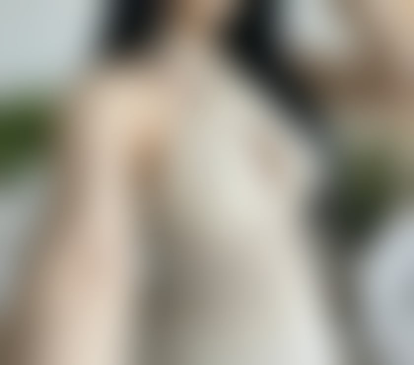 Hot girl available here 💕