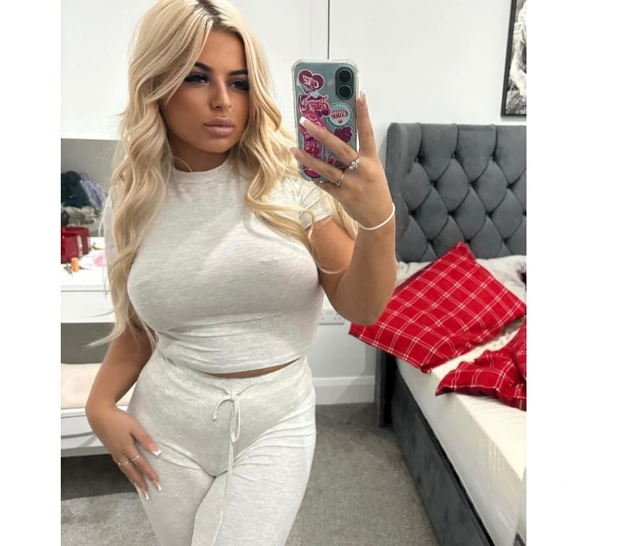 Adult Entertainment Greater Manchester Manchester - Photos for Real milf Verify on Videocall WhatsApp 07763310322