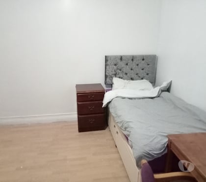 flatshare Leytonstone East London - Photos for double room to let@E7 9ET all bills inclusive available now