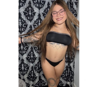  Escorts Yeovil Somerset - Photos for Vicky 💝 your girlfriend in Yeovil 🍭🌸