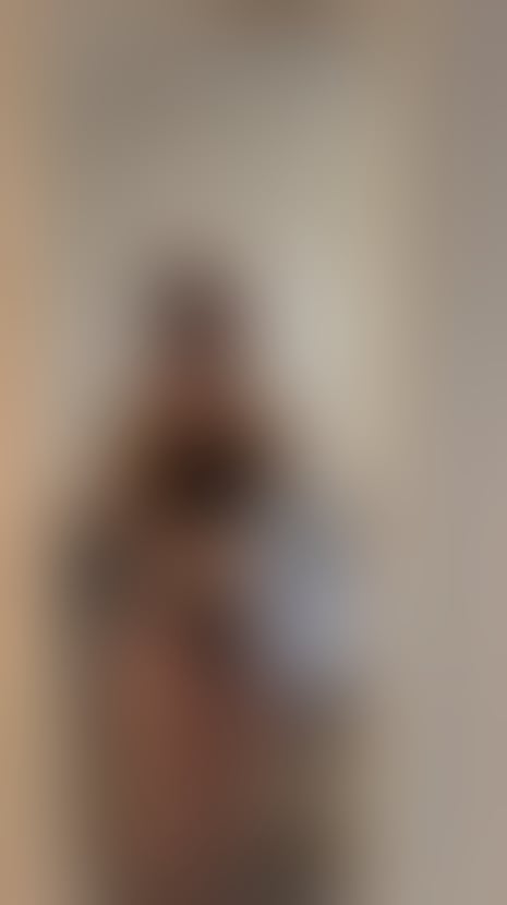 Escorts East London Canary Wharf - DLR Station - East London - 