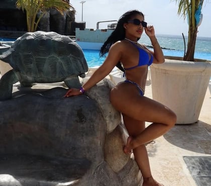 Escorts and Massages Gloucester City Centre Gloucester - Photos for Tatiana curvy Latina.